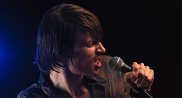 images/texts/0034/06-cerven_bandzone_sexy_profil_si_udelas_na_bandzone_ukaz_svuj_profil_na_bandzone.jpg